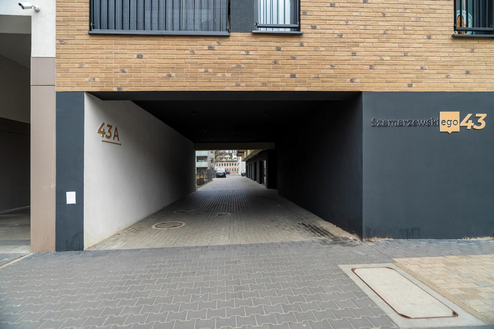 Spacious Apartment With Balcony By Rent Like Home Poznań Buitenkant foto